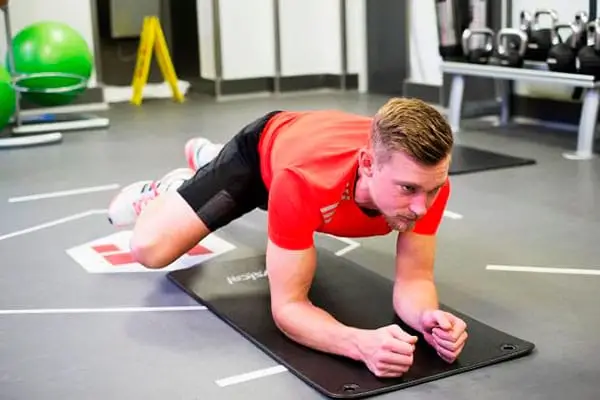 4 ejercicios de core con el propio cuerpo