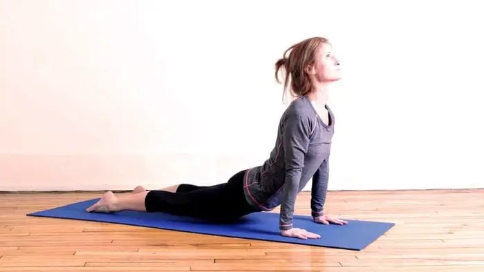 Yoga para ciclistas: Mirando Cielo